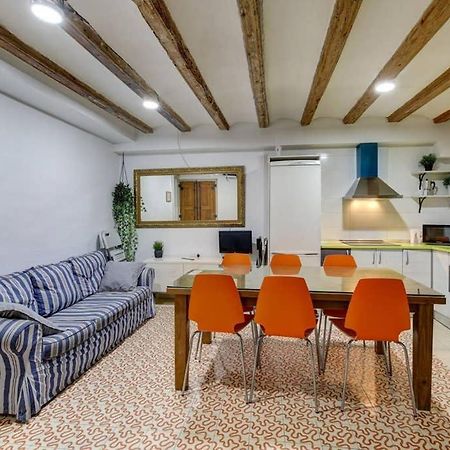 7 Pax Montserrat Ramblas Barcelona Барселона Экстерьер фото