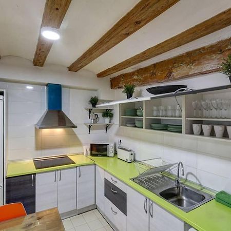7 Pax Montserrat Ramblas Barcelona Барселона Экстерьер фото