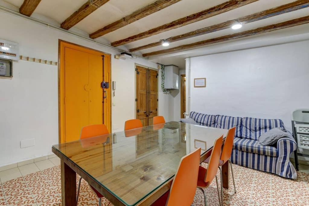 7 Pax Montserrat Ramblas Barcelona Барселона Экстерьер фото