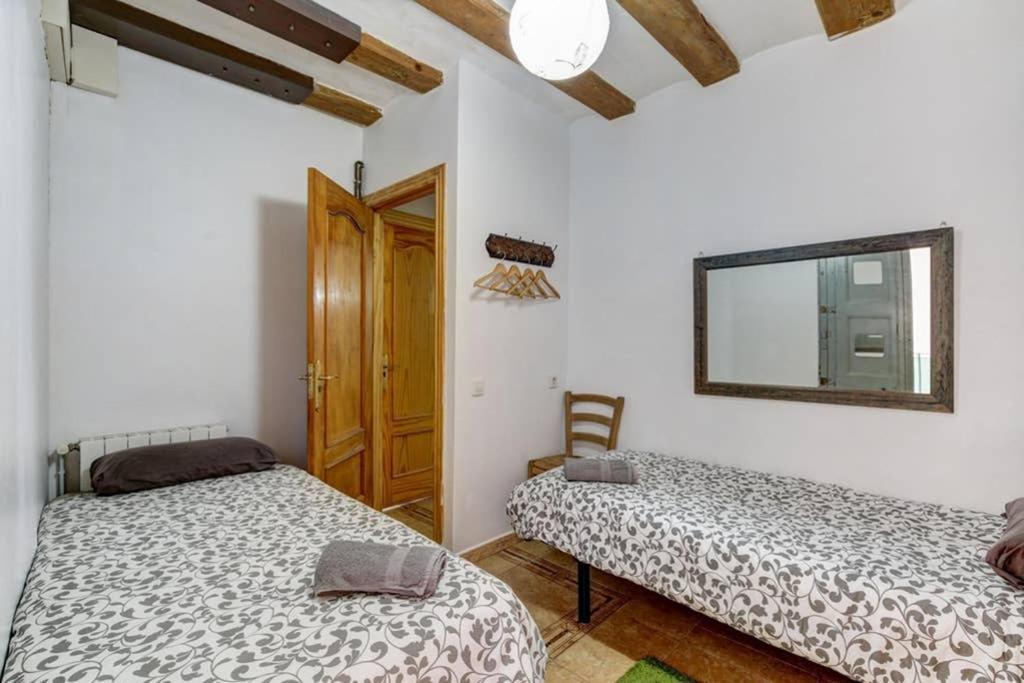 7 Pax Montserrat Ramblas Barcelona Барселона Экстерьер фото