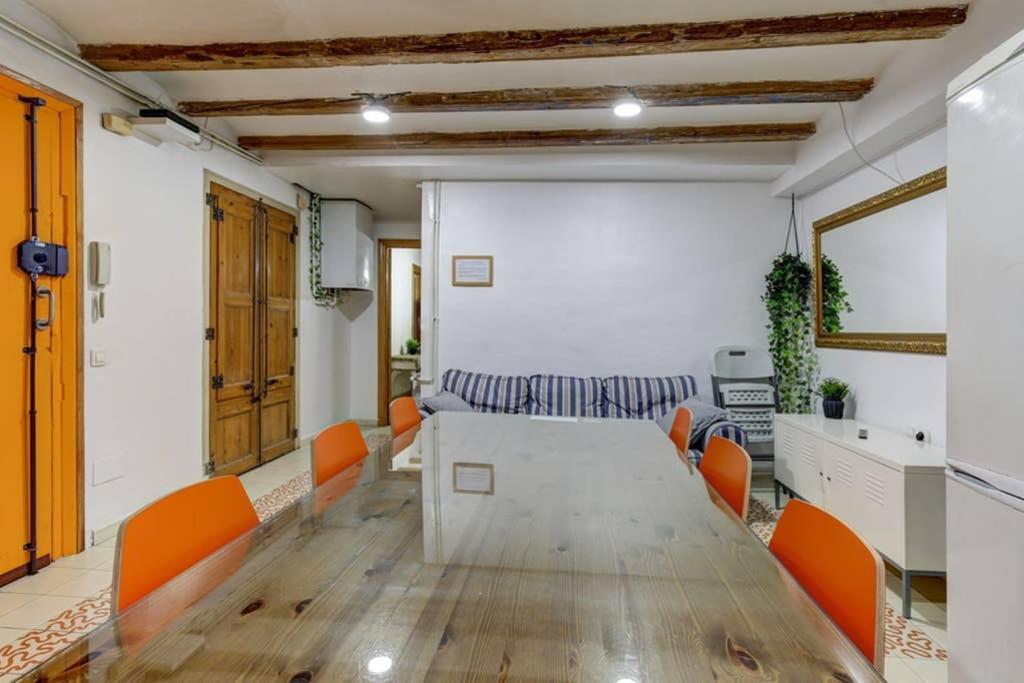 7 Pax Montserrat Ramblas Barcelona Барселона Экстерьер фото